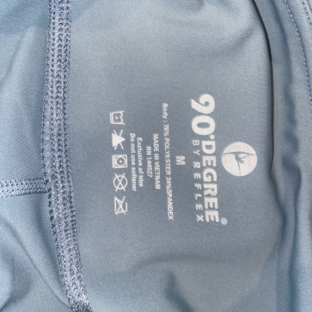 90 degree workout leggings 28” - Picture 4 of 4